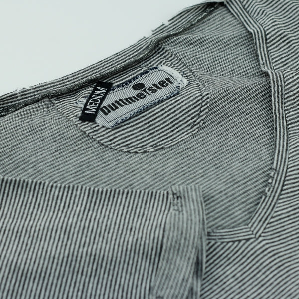 SLIM-FIT T-Shirt | V-neck dunkelgrau gestreift | PUTTMEISTER